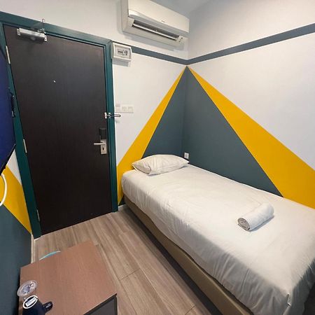Smile Hotel Subang Airport 莎阿南 外观 照片