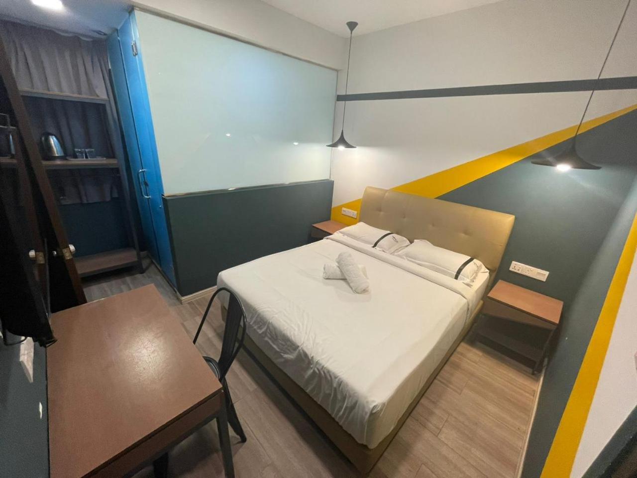 Smile Hotel Subang Airport 莎阿南 外观 照片